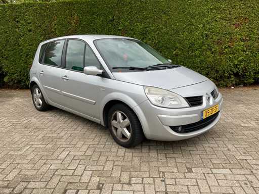 Renault Scénic 05-ZF-ZF