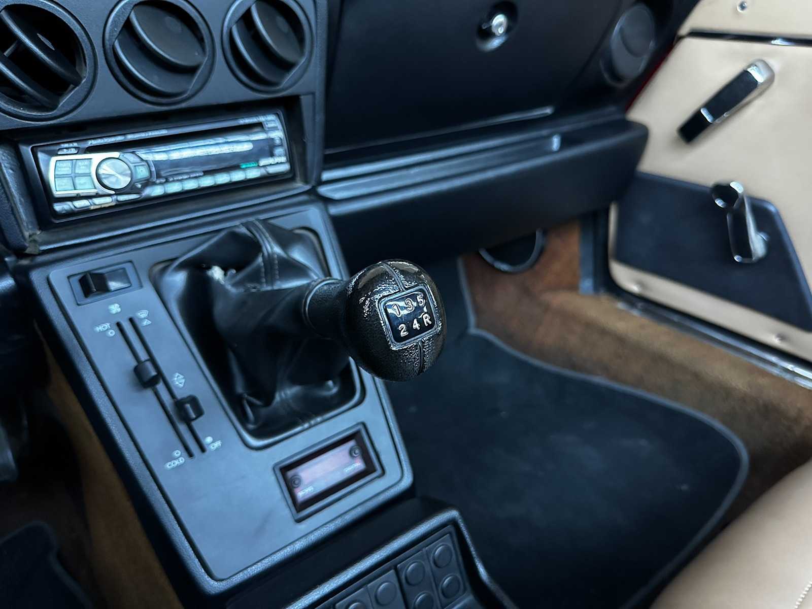 Alfa Romeo Spider 2.0 118pk 1987, NS-842-F