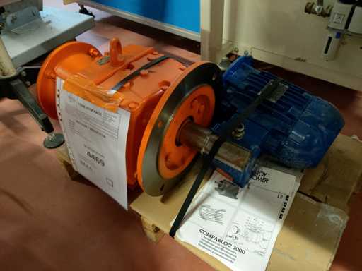 Leroy Somer - Motor + Gearbox