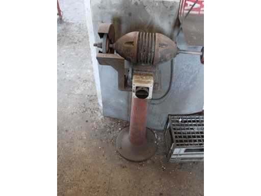 Machine à meuler double