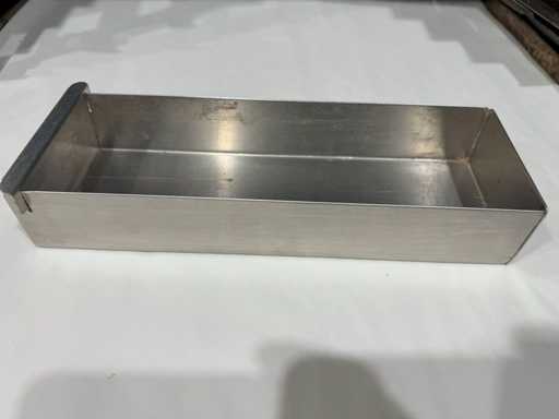 Bakvormen of aluminium bereiding (200×)