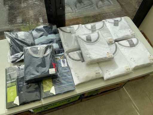 Pyjama taille 60 à 68 (26x)