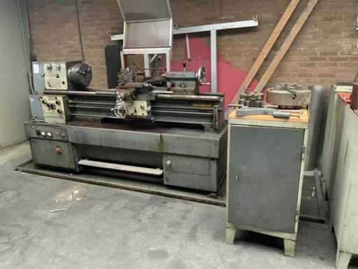 Tokarka centralna Harrison 190