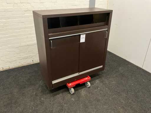 Podgrzewacz talerzy / uchwyt na sztućce