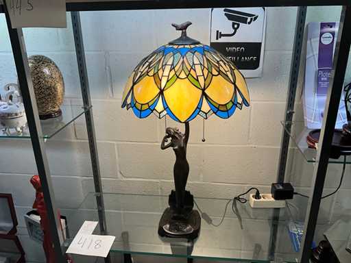 Tiffany Tafellamp met art deco beeld