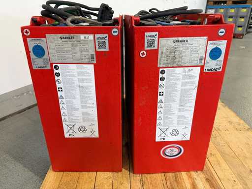HAWKER 4 PZM 500 2 Traction Batteries Water Less