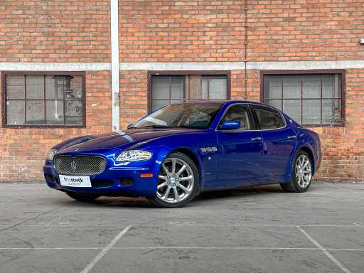 Maserati Quattroporte 4.2 V8 400hp 2008 (43,000 KM) Youngtimer -Automatic-