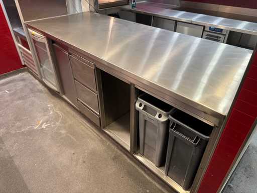 Table de travail en acier inoxydable