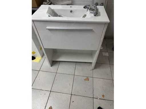 Elegance - Bathroom furniture with bruynzeel faucet and elegance sink