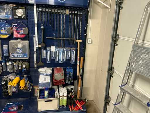 Batch of various hand tools