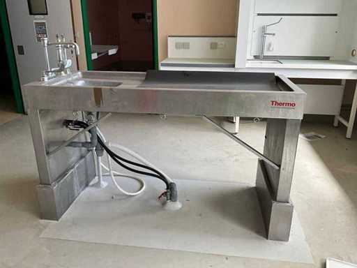 THERMOWETENSCHAPPELIJKE Autopsietafel
