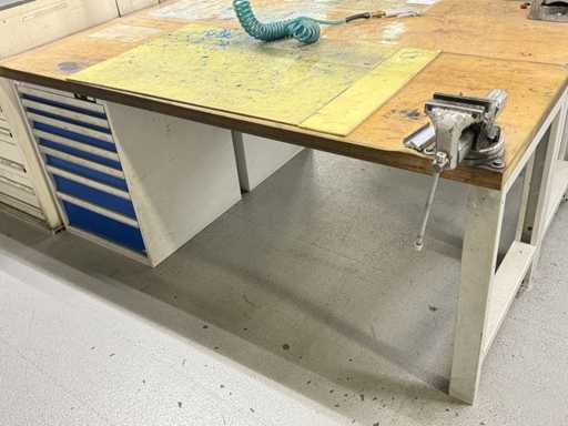 Établi REKA avec contenu