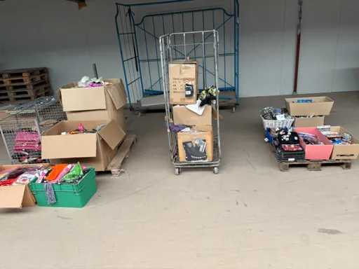 Verschiedene Karnevalsartikel