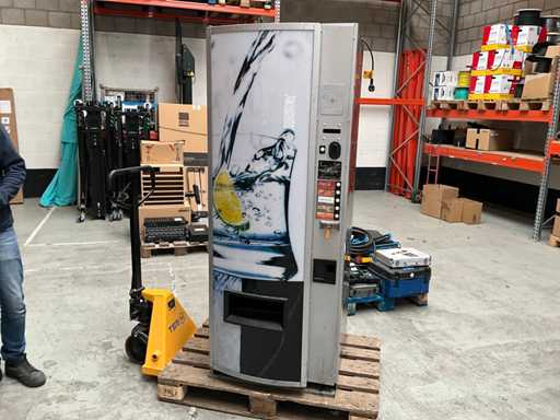 Distributeur automatique de boissons