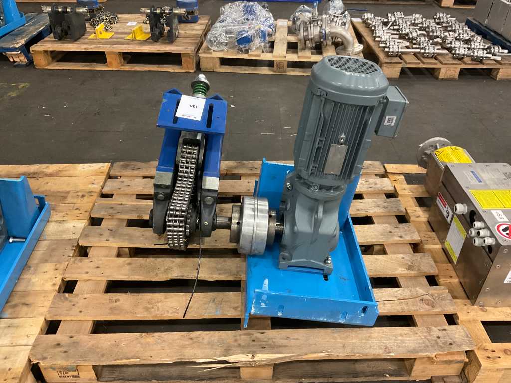 Facta / SEW Electric motor with gearbox