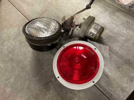 Military light (3x)