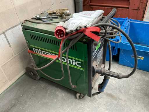 Migatronoc Automig 200 XE Synergetische lasmachine met steekwagen