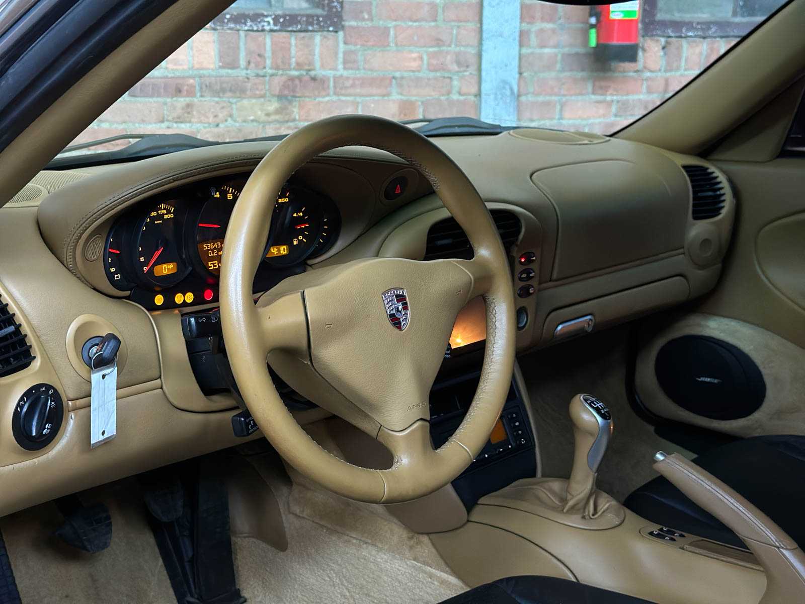 Porsche 911 Carrera 4 Cabriolet 3.6 996 320pk 2002 Youngtimer HANDGESCHAKELD 