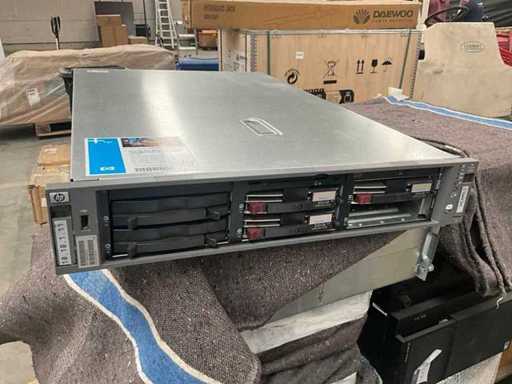 Serveur HP Proliant DL380 avec 4 disques durs