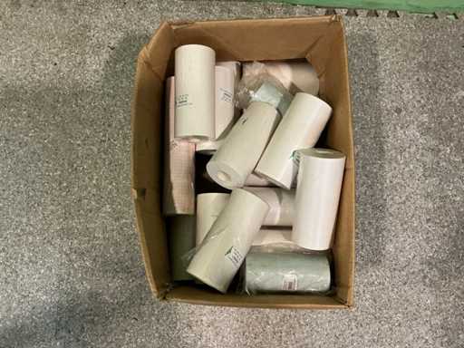 Molto materiale per l'ECG