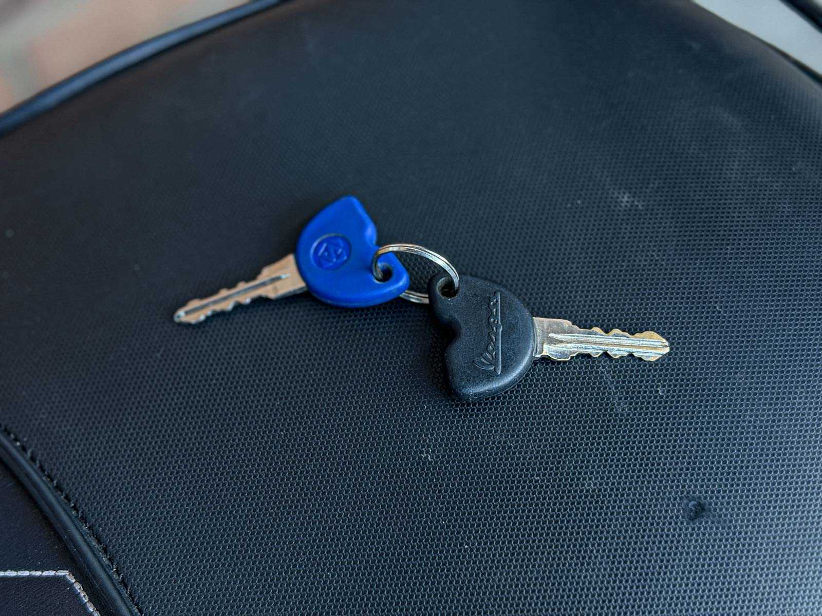 Piaggio Vespa Sprint 4T 2015, DDG-75-V Scooter