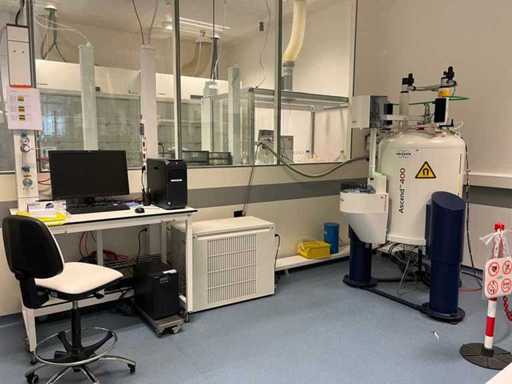 BRUKER - ASSEND 400 - NMR