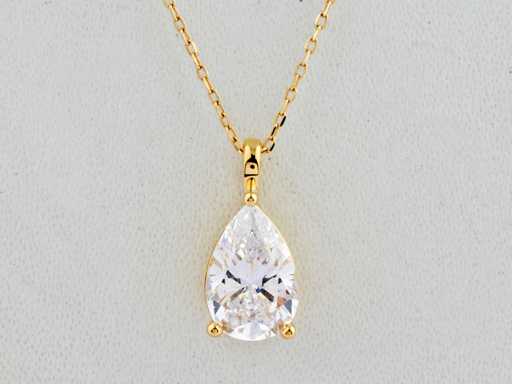 14 KT Yellow Gold Necklace with Pendant With 3.03 Cts Lab Grown Diamond