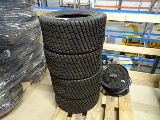 Deestone – Reifenbagger 23x10,50-12 (4x)