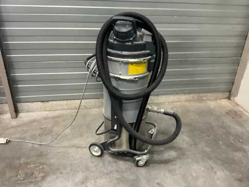 Aspirateur industriel NILFISK VHS110 Z22