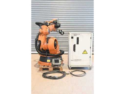 Posten Industrieroboter 2 Stück Kuka Industrieroboter KR 200 L140-2 comp inkl. (V)KRC2 ed05 + Panel 00-130-547