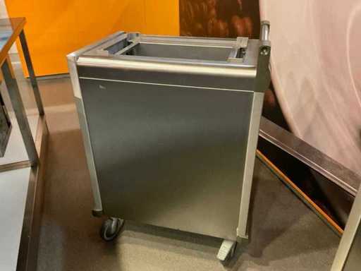 Mobil mit DFR 530/325 Trays Lowerator