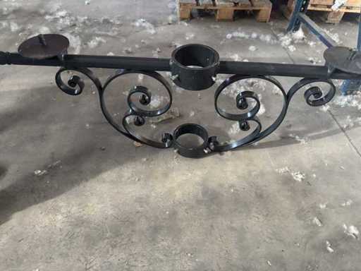 Verschiedene Metallschäfte