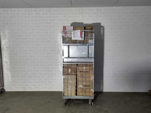 Rolcontainer met diverse producten