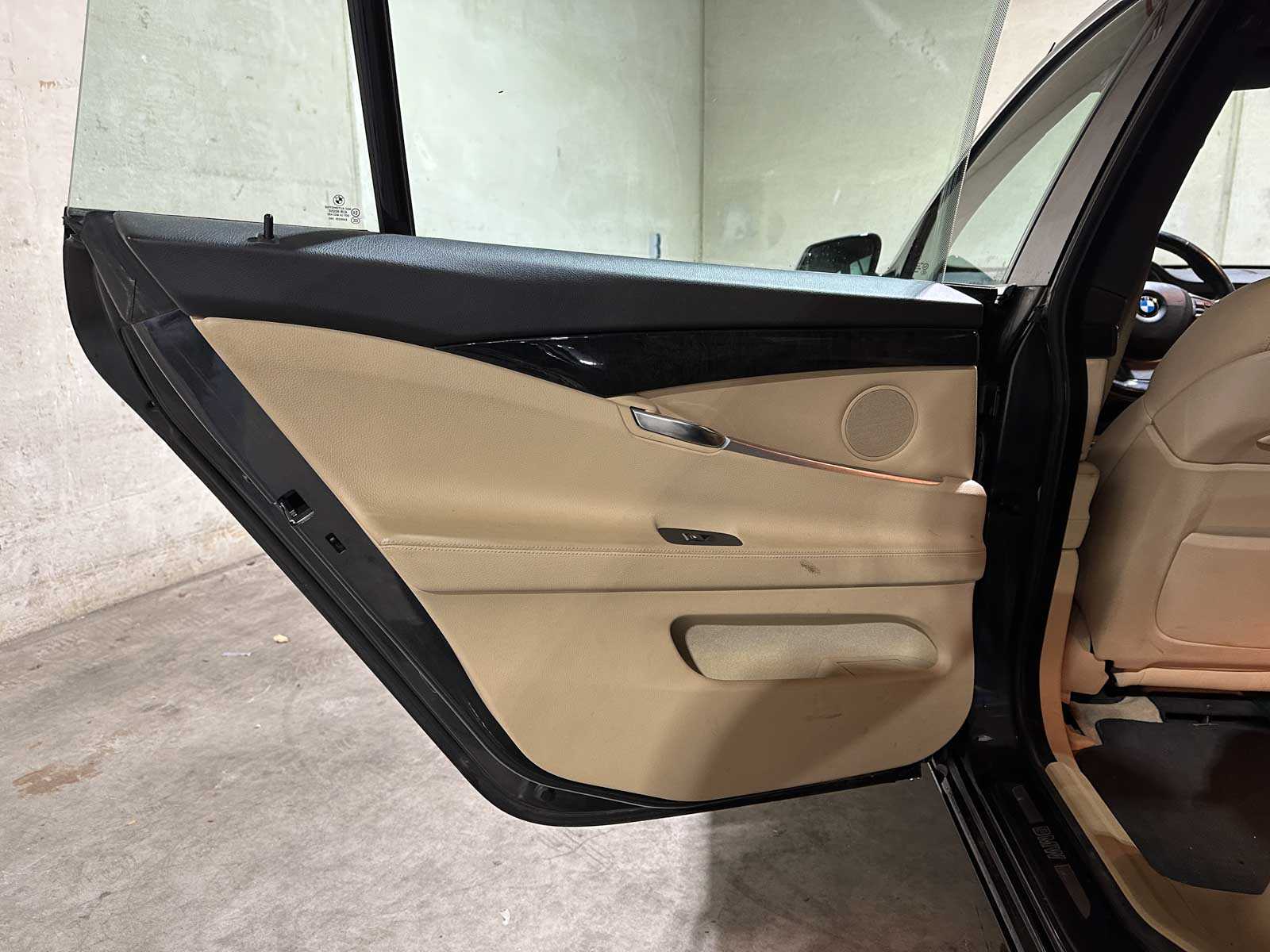 BMW 535i Gran Turismo High Executive 306pk 2010 (Origineel-NL) 5-serie F07, 83-KTP-2