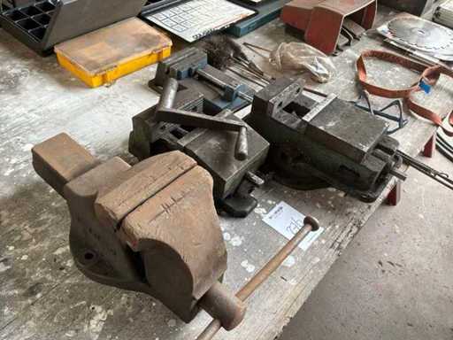 Schraubstock (4x)