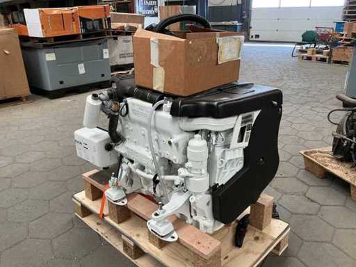 Mercury I4 Motor