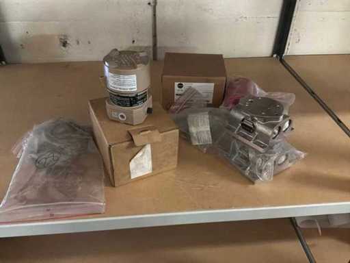 Lot de composants d’instrumentation industrielle