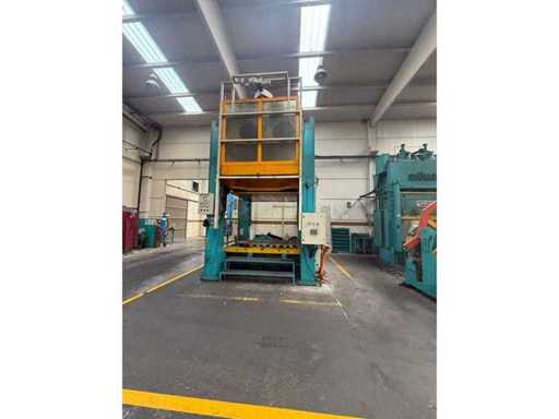 SMG PRESSEN - 200 ton hydraulische pers - 1992