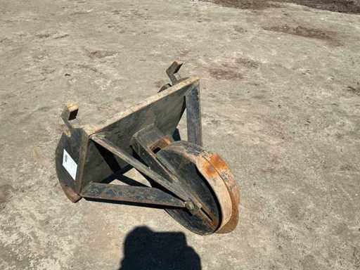 Cutting roller