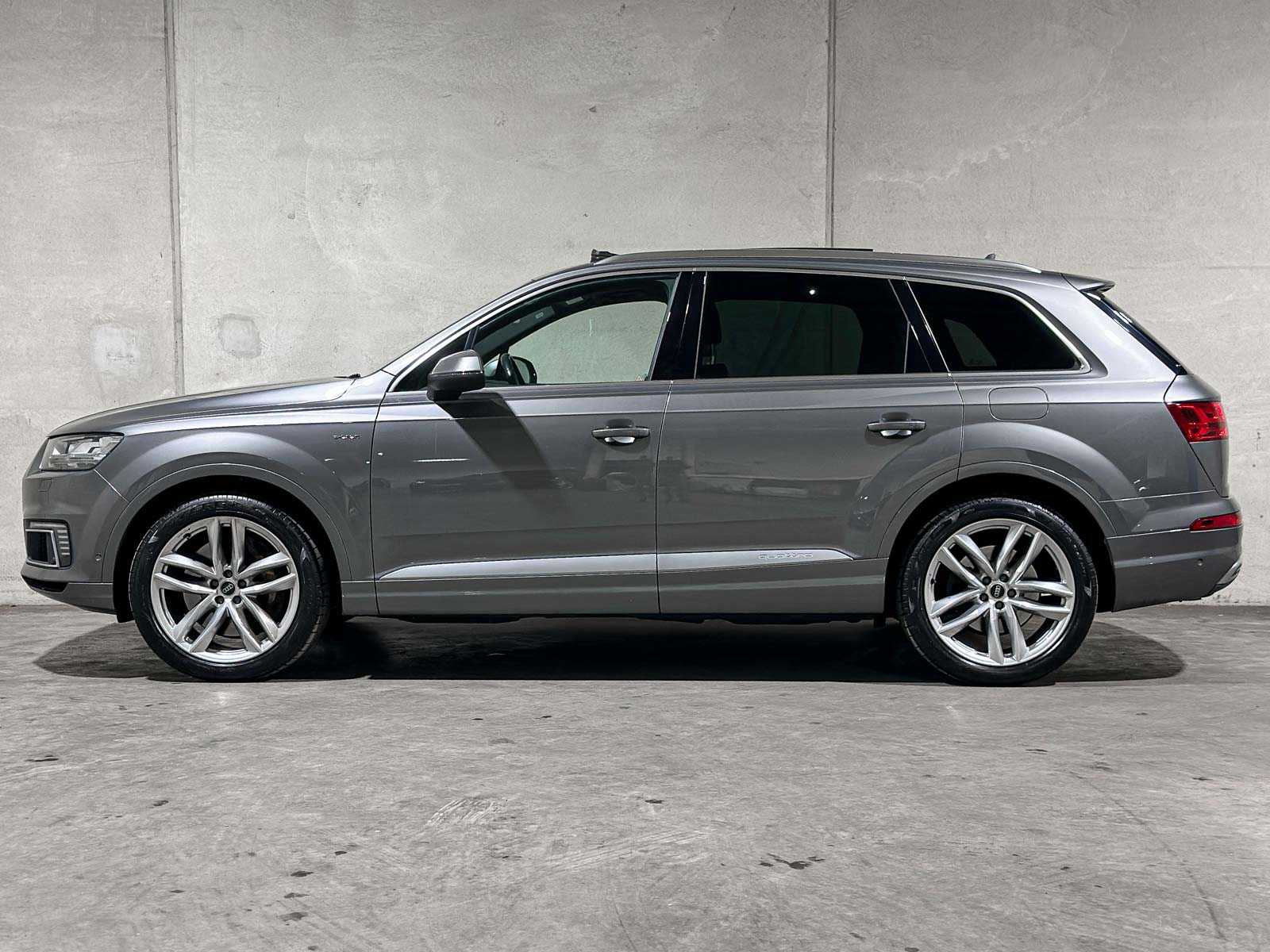Audi Q7 3.0 TDI V6 e-tron Quattro Sport S-Line 258pk 2016 (Origineel-NL & 1e Eigenaar) Plug-In Hybrid, NB-194-Z (BTW AUTO)
