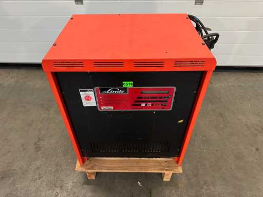 Akumulator akumulatora do ładowarki do wózka widłowego Linde Intronic B 80V 100A 640-950Ah z 2017 roku