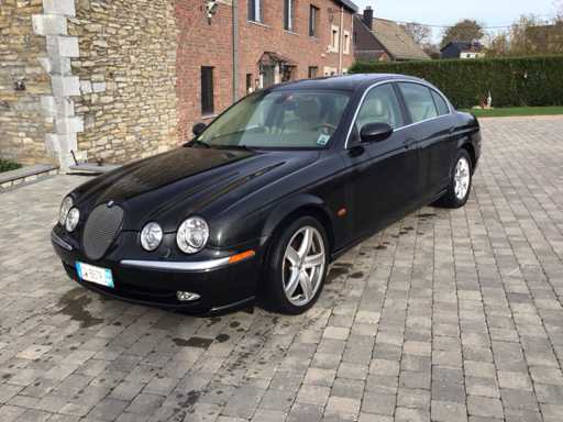 2002 Jaguar Executive S-Type Car