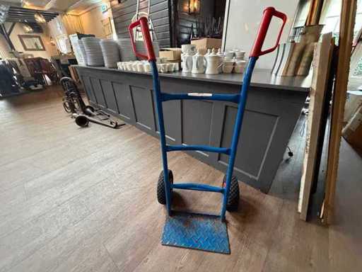 Hand truck