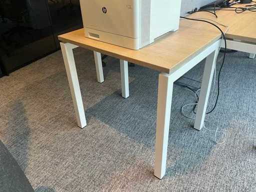 Side table (2x)