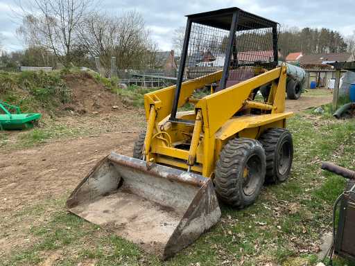 Skid Steer Loader