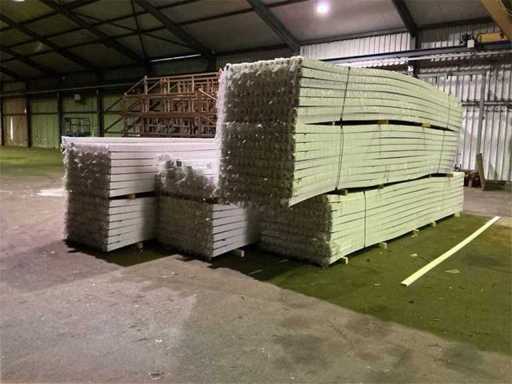 Lot de plinte din MDF - aproximativ 2.940 de piese