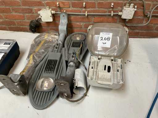 Außenbeleuchtung (4x)