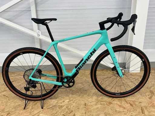 Bianchi Arcadex Pro GRX820/822 Gravel Bike