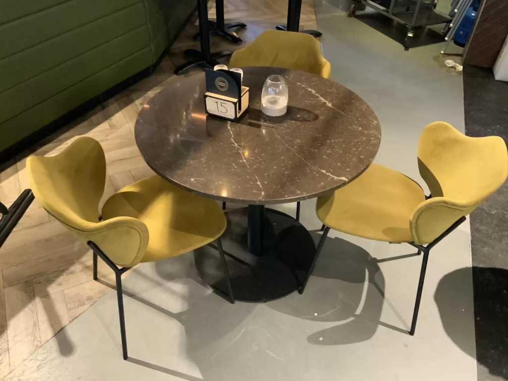 Marmurowy stół restauracyjny