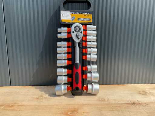 2025 Lavkrish 19 delig Doppenset